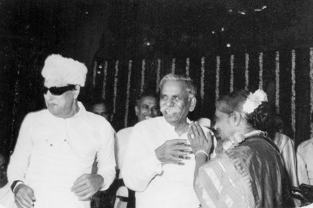 எம்ஜிஆர் - மபொசி